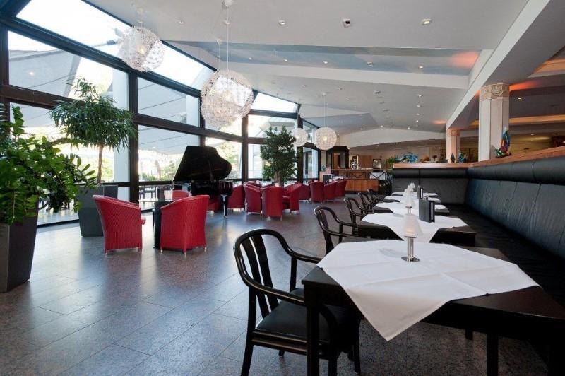 Parkresidenz Bad-Sooden Otel Bad Sooden-Allendorf Restoran fotoğraf