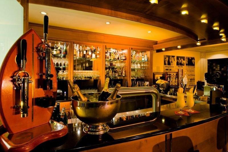 Parkresidenz Bad-Sooden Otel Bad Sooden-Allendorf Restoran fotoğraf